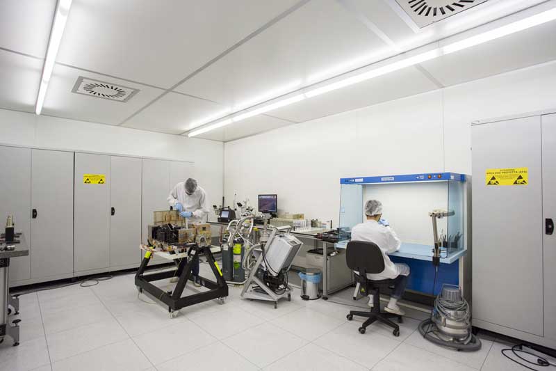 Clean Room HST Space Equipment Assembly & Integration Capability